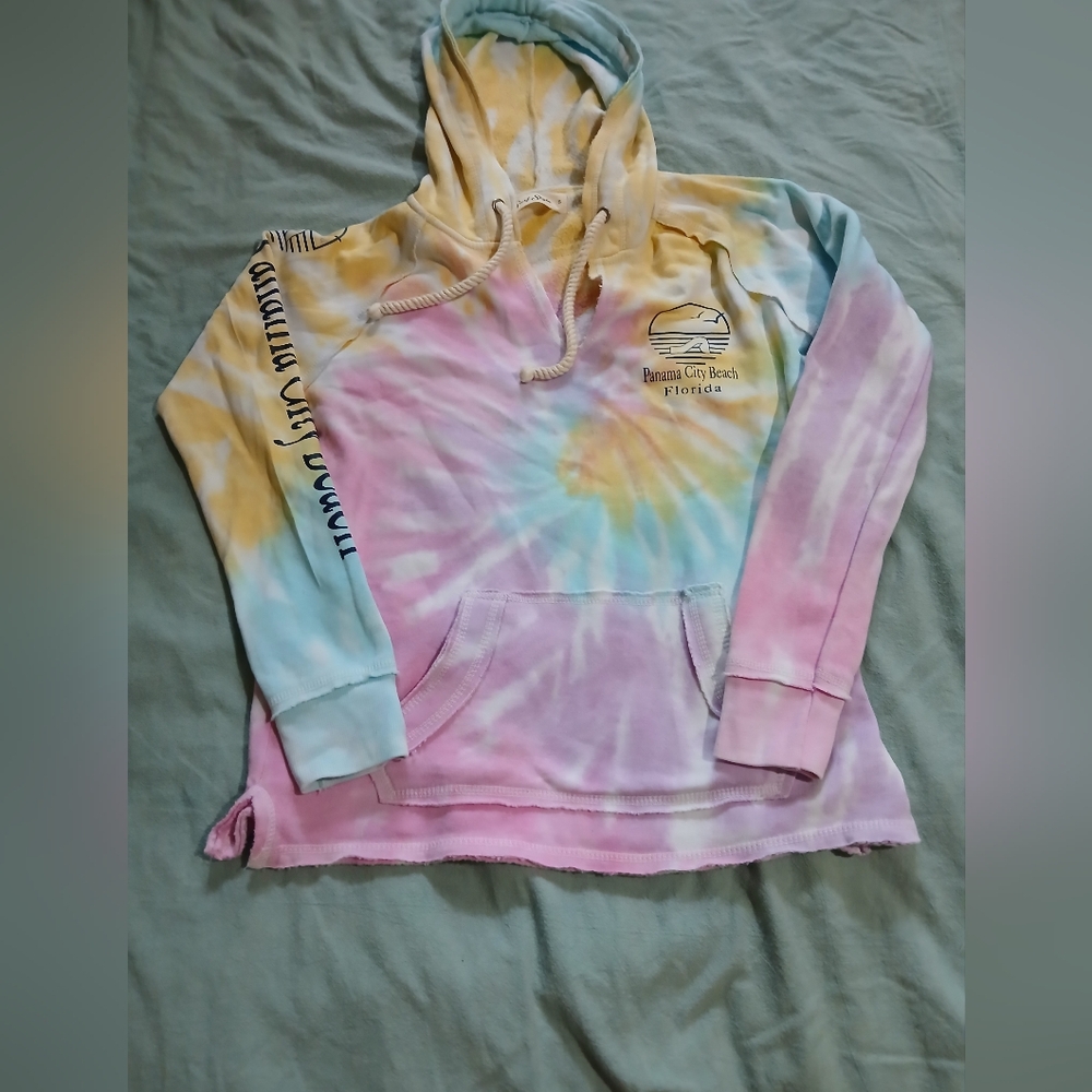 Tie-Dye Hoodie with Graphic Print W Panama CITY BAeach, FLORIDA. SZ.S